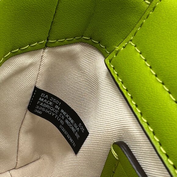Michael Kors Bryant Meadow Green Small Contrast Convertible Crossbody Pouchette - Picture 13 of 16